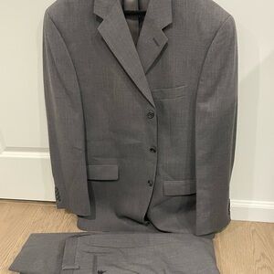 Calvin Klein Charcoal Gray Men's Suit Size 44L
